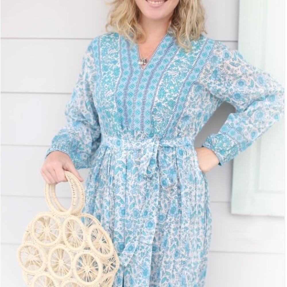 Blue Floral V-Neck Tie-Waist Long Sleeve Dress